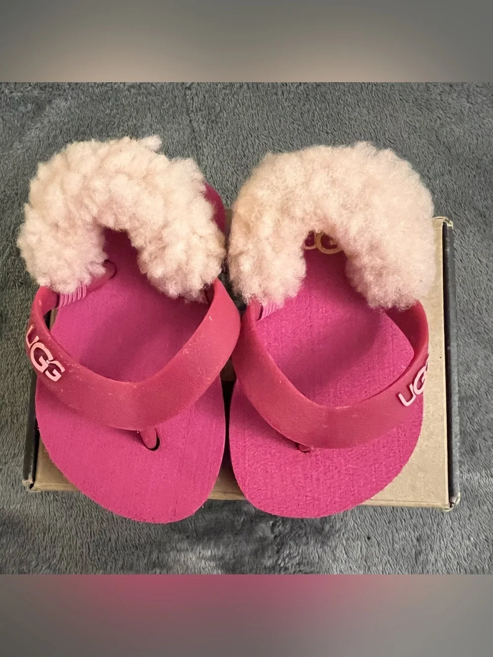 Ugg Australia Yia Yia Sheepskin Back Infant Sandals Size 2/3 Small 6-12 Months